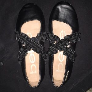 Toddler shoes size 13 Bebe